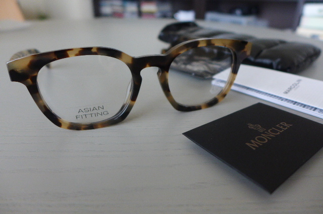 新品 即決 イタリア製 モンクレール 眼鏡 サングラス メガネ アジアンフィット オンオフ兼用_画像1