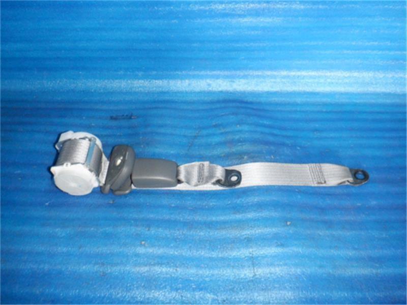  Toyota оригинальный Sienta { NCP85G } задний ремень безопасности P10700-23006650