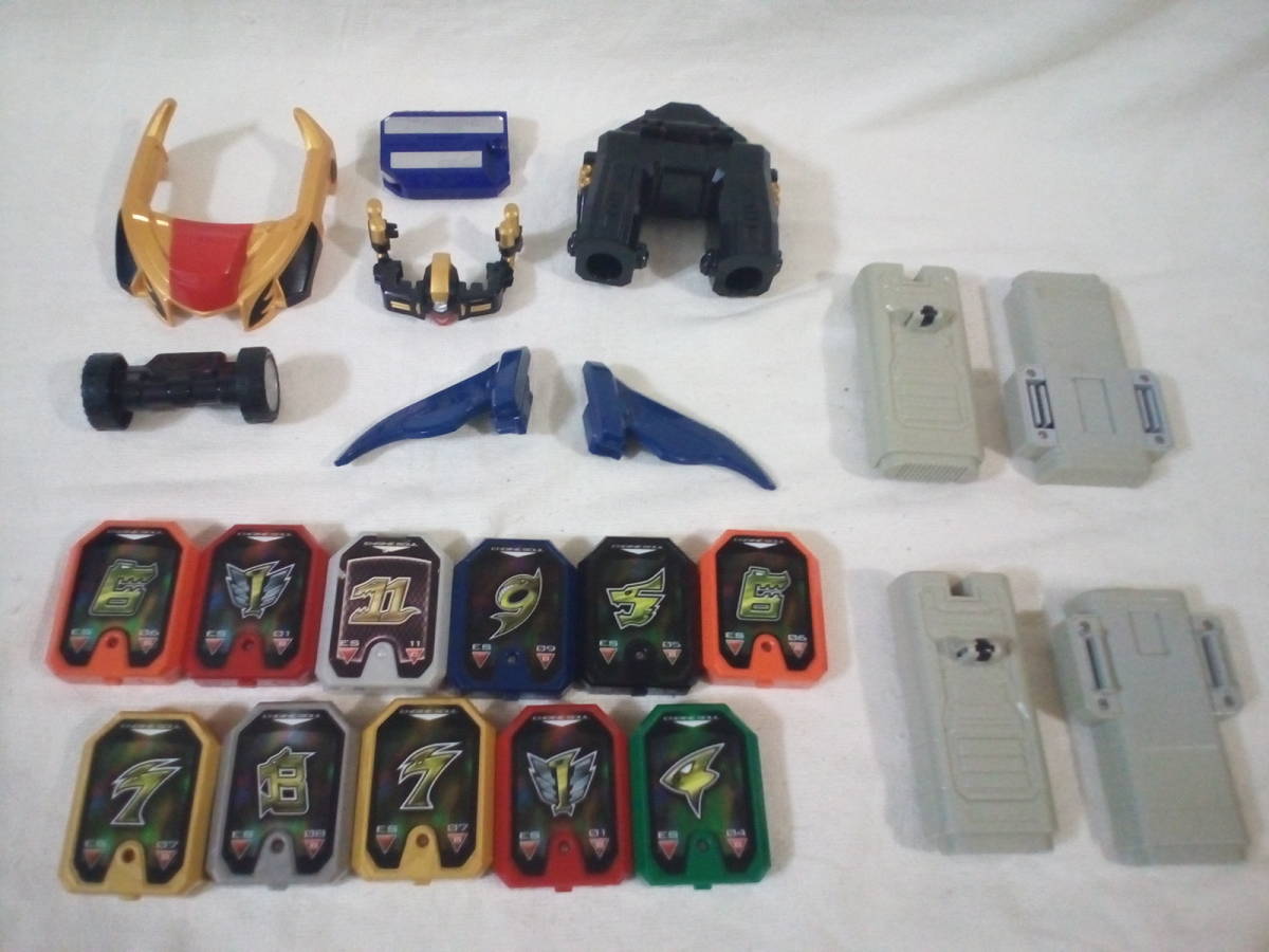 玩具 戦隊 炎神戦隊ゴーオンジャー DX エンジンオーG12 + エンジン