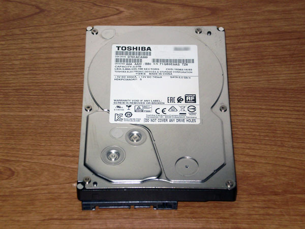 絶妙なデザイン 3TB 4BAS 新同品 【 DT01ACA300 】 TOSHIBA 2TB