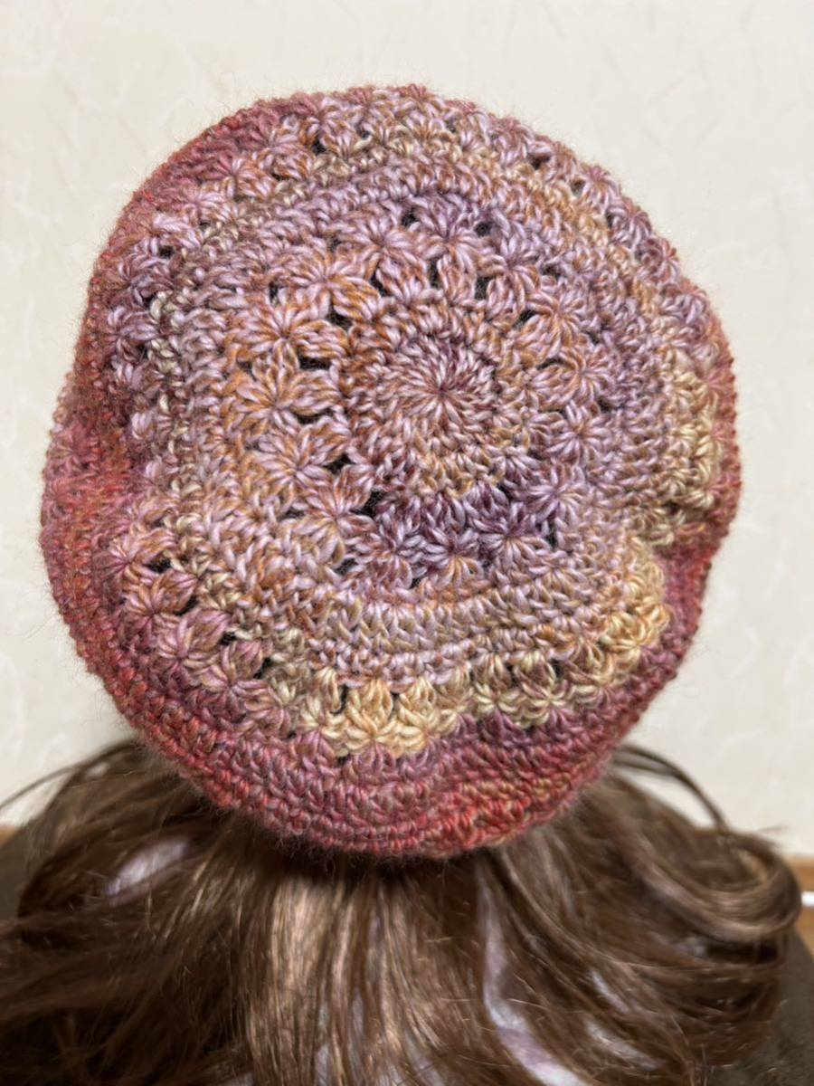新品 ハンドメイド お花模様のベレー帽(282) かぎ針編み 新品 ハンドメイド お花模様のベレー帽(282) かぎ針編み