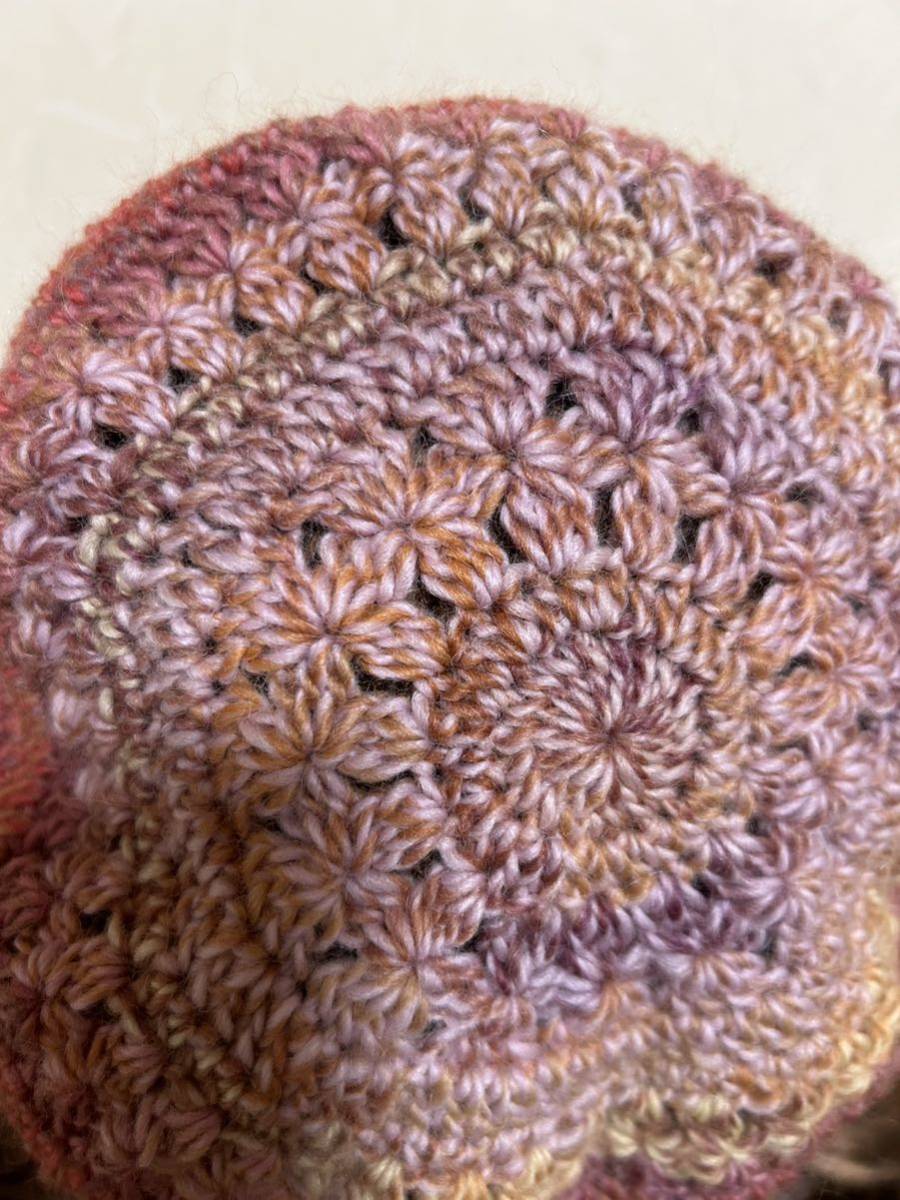 新品 ハンドメイド お花模様のベレー帽(282) かぎ針編み 新品 ハンドメイド お花模様のベレー帽(282) かぎ針編み