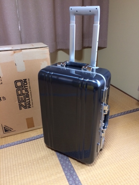 通販激安】 ☆希少品☆ ZERO HALLIBURTON ZRP-F スーツケース 36L 旅行