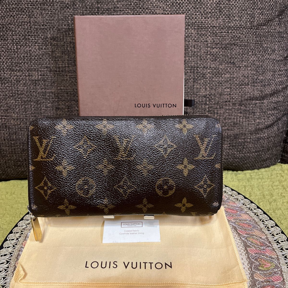 ルイヴィトン モノグラム ジッピーウォレット 長財布 品 クリーニング