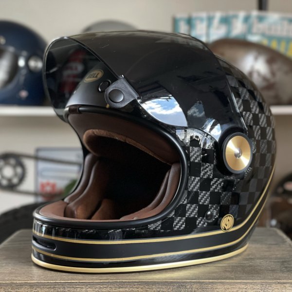 希少モデル☆US BELL BULLITT CARBON RSD ベル ブリットカーボン フル