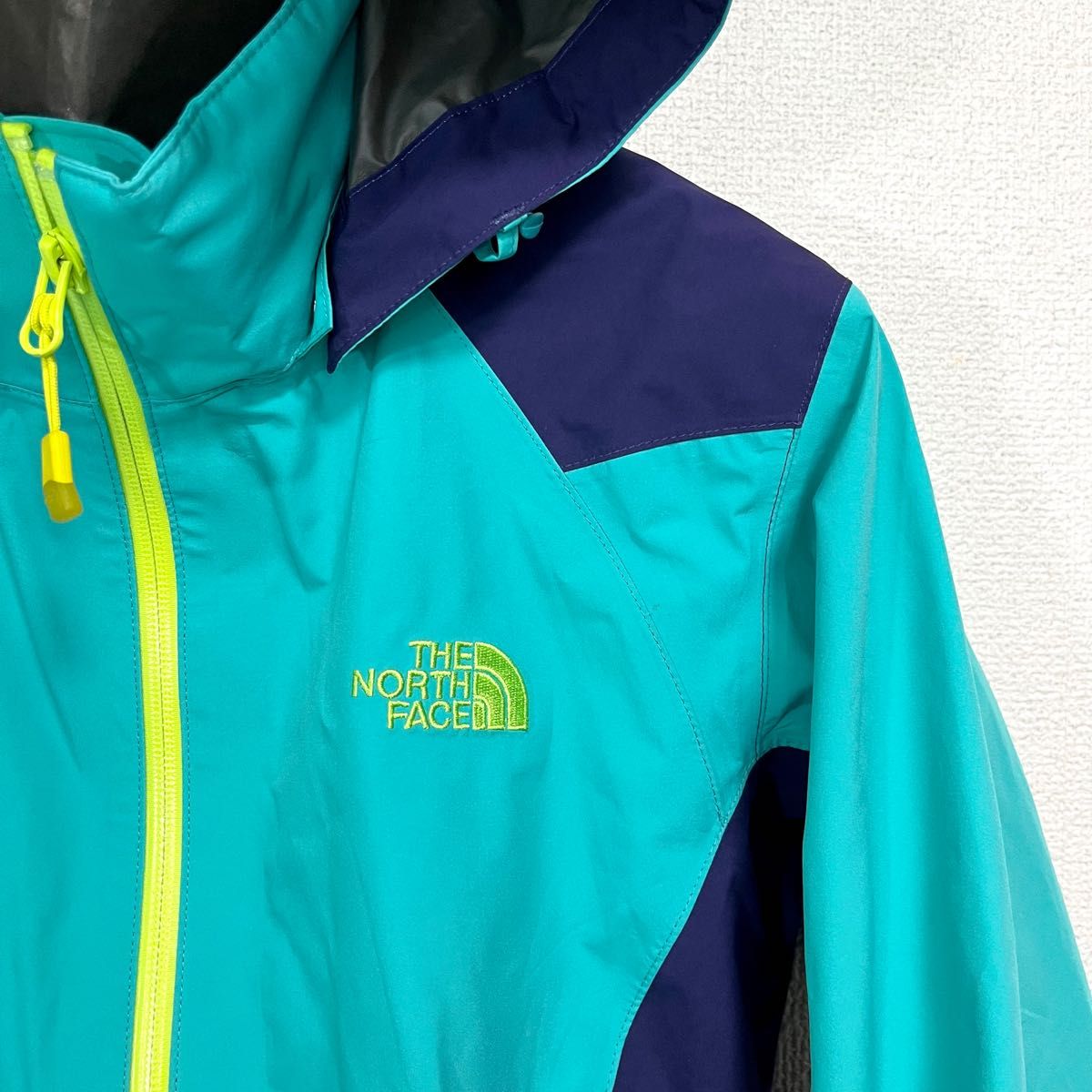 極美品 収納袋付 ノースフェイス ゴアテックス マウンテンパーカー レディースM THE NORTH FACE フード着脱可能