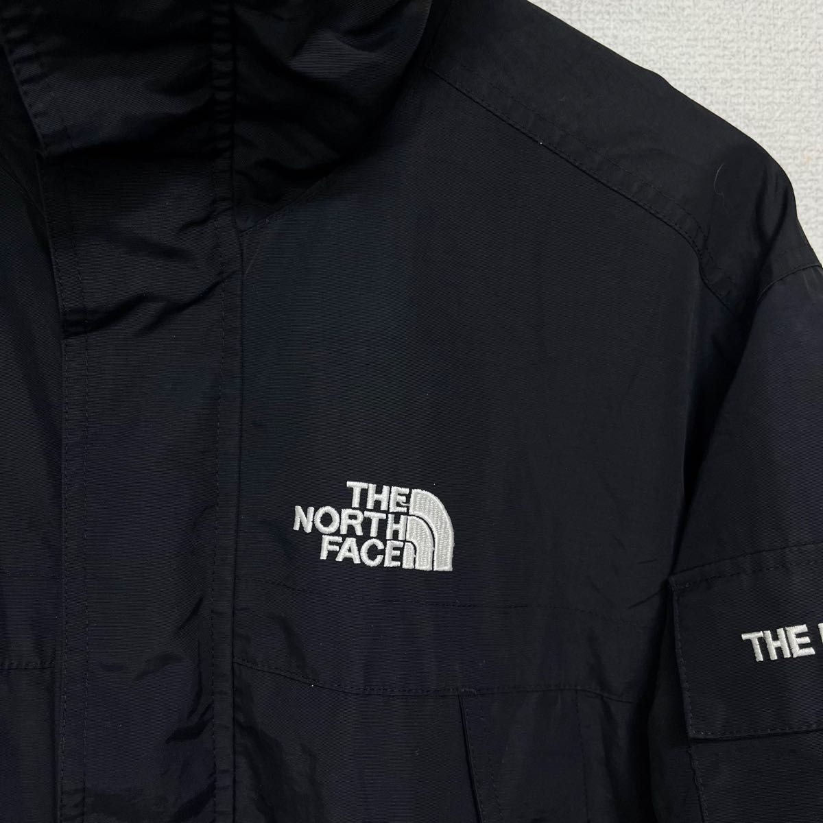 人気 ノースフェイス マウンテンパーカー メンズS ロゴ刺繍 裏地メッシュ THE NORTH FACE ナイロンジャケット