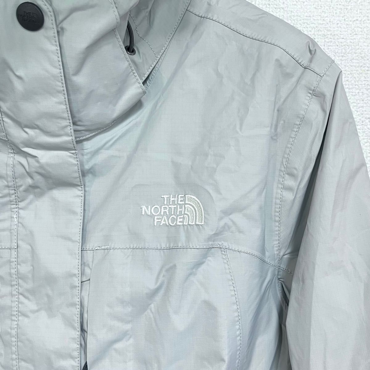 美品人気 ノースフェイス マウンテンコート 透湿防水 レディースL ロゴ刺繍 THE NORTH FACE マウンテンパーカー
