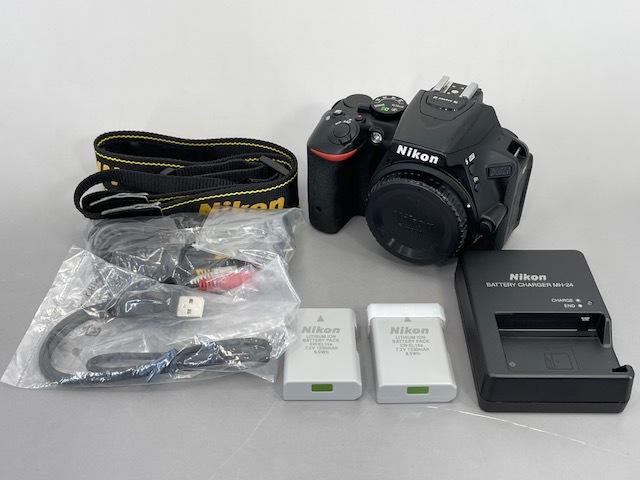 ニコン Nikon D5500 ボディ 予備バッテリー付 USED品 www.alphabet.school