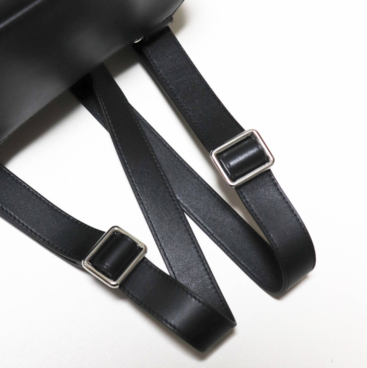 DIESEL ディーゼル》新品 定価71,500円 メタルビッグDロゴ オール