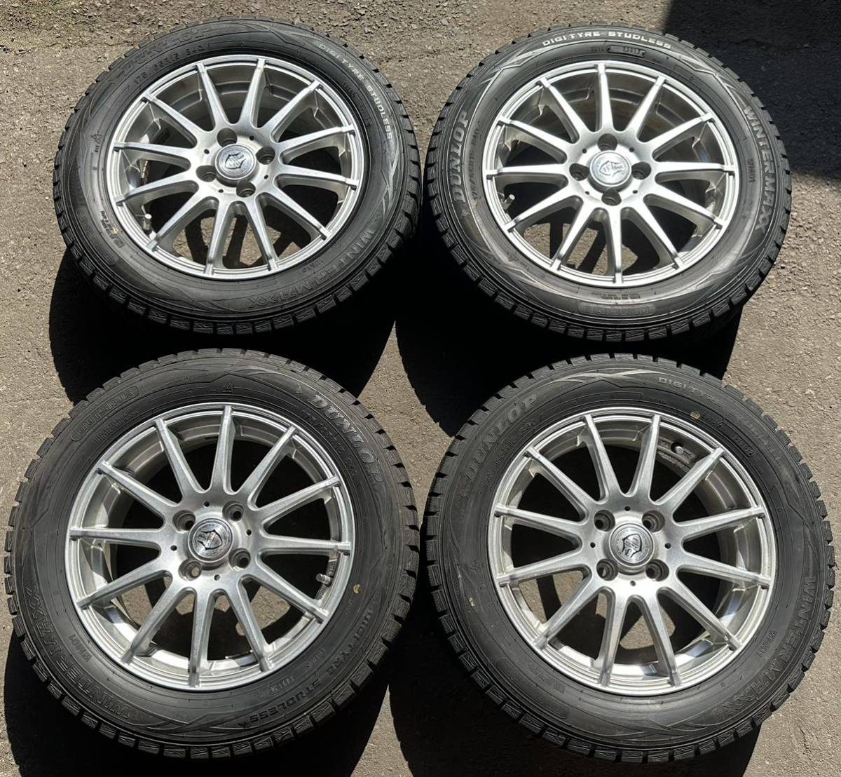 送料無料　175/65R15 84Q (ダンロップ) WINTER MAXX WM01 アルミホイール付き　PCD100 15×5J ET42 ハブ径73 4穴　C.55_画像1