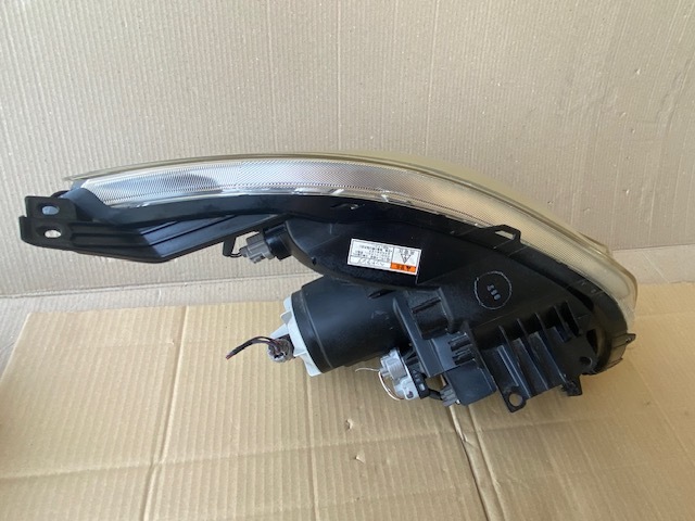 パレット　MK21S　純正　HID　ヘッドライト左　100-59175【+4860】　_画像6