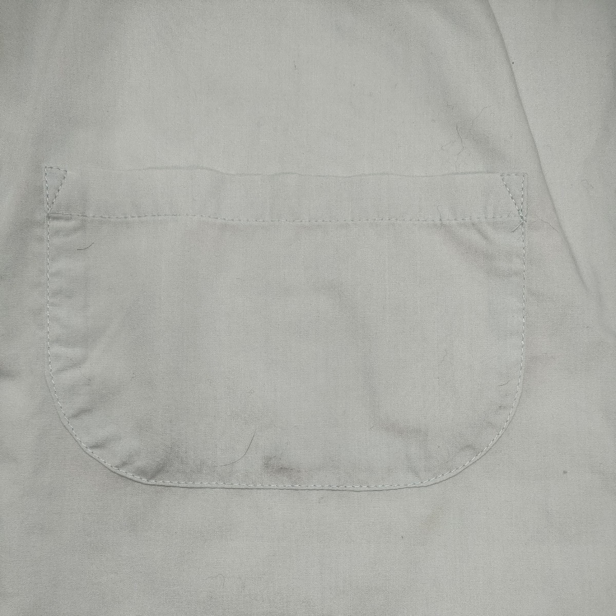 110~120 size use fewer smock man long sleeve smock pocket attaching .... long sleeve apron sand place put on . clothes child care . kindergarten 