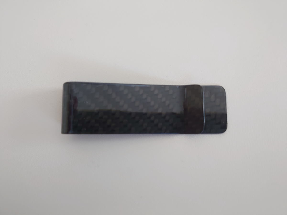 [T carbon regular goods ] Alpha Romeo user oriented carbon money clip body color : gloss black 