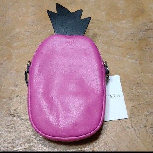 新品 FURLA フルラ レザー パイナップル ショルダーバッグ ポーチ