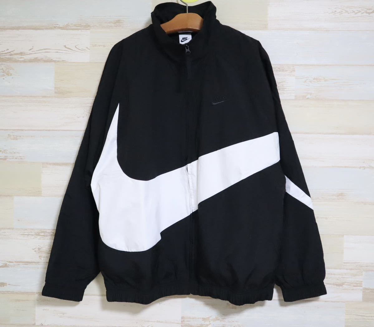 新品 2XL NIKE ナイキ メンズ　ビッグスウッシュ　ウーブンジャケット　ナイロンジャケット　ブラック　ホワイト　白黒