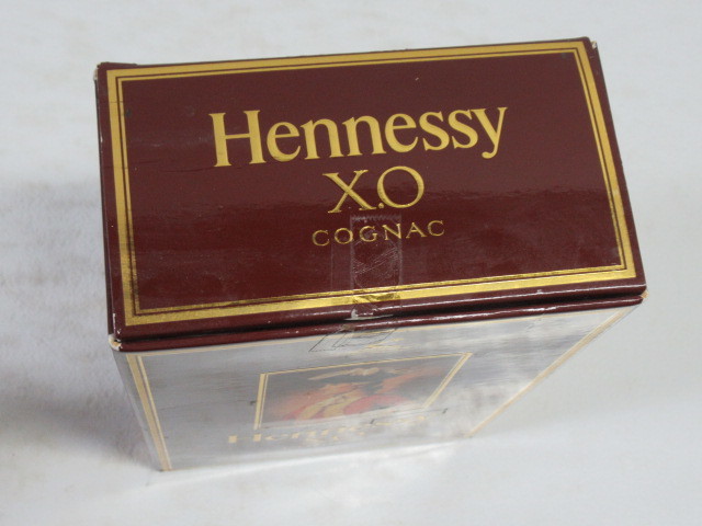 Hennessy ヘネシー XO 金キャップ コニャック ブランデー 700ml 40度