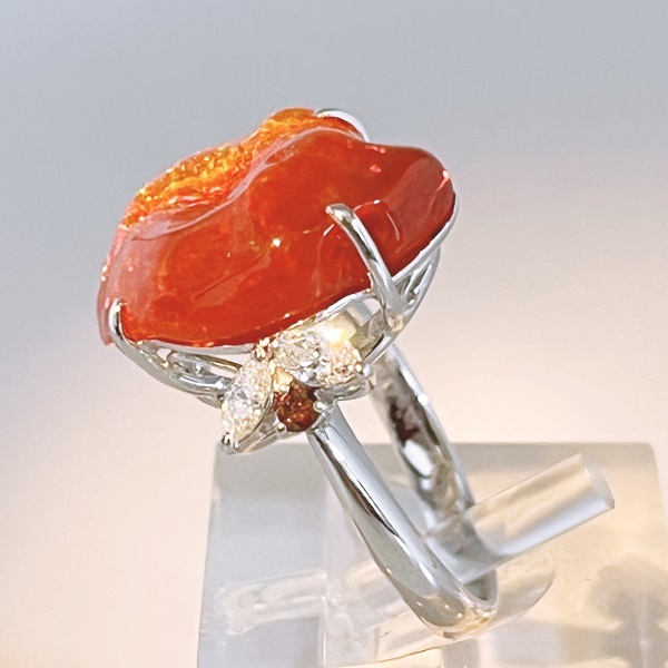 K18WG☆ホワイトゴールド☆リング 指輪 ファイヤーオパール7.850ct
