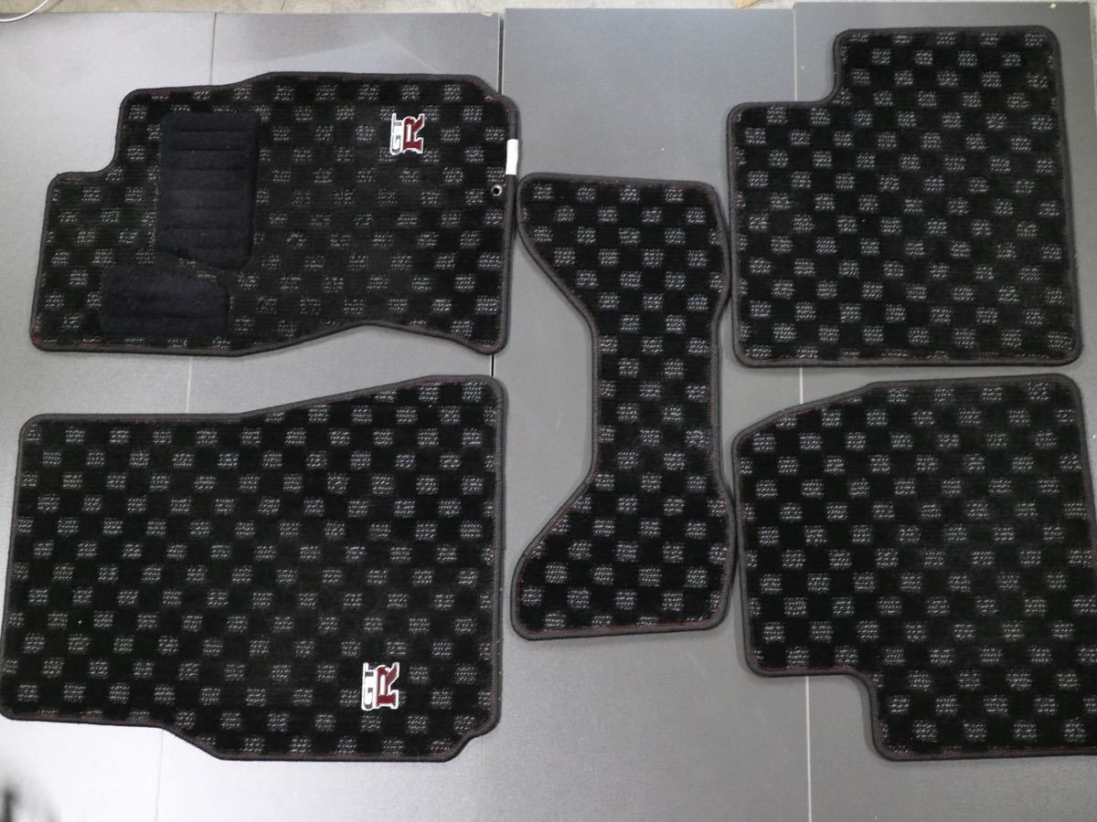 BNR34 純正 フロアマット 美品 全席分 希少 絶版 スカイライン Nismo