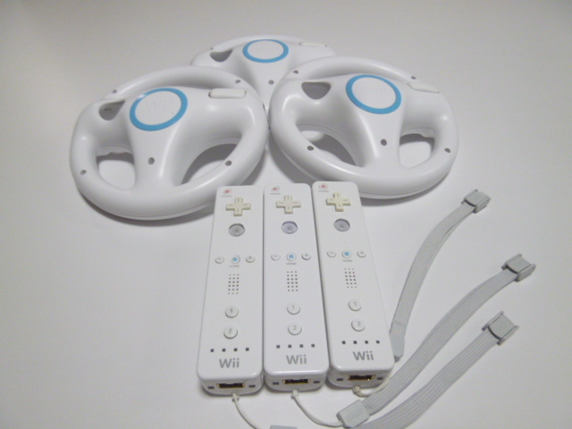 HRS029《送料520円から 動作確認済》Wii リモコン　ハンドル　ストラップ　3個セット　任天堂　純正　RVL-003　コントローラ_画像1