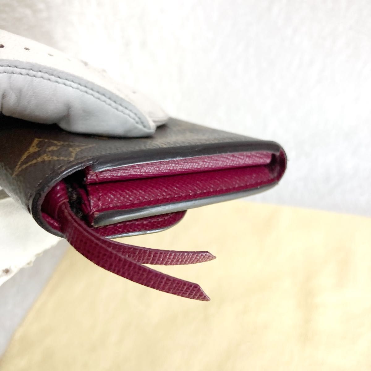美品 ルイヴィトン ポルトモネロザリ フーシャ モノグラム 折り財布