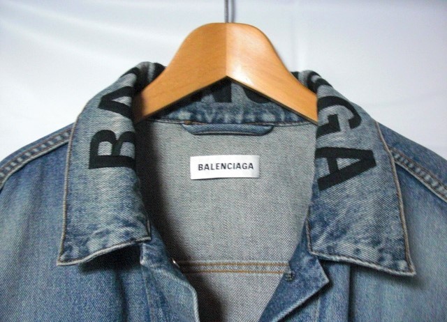 SALE! バレンシアガ　BALENCIAGA 　ロゴデニムジャケット ・サイズ36・USED本物です_画像2