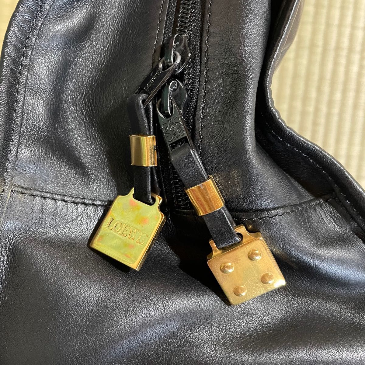 LOEWE ロエベ ハンドバック アマソナ 手提げ鞄 黒 本革 ゴールド金具