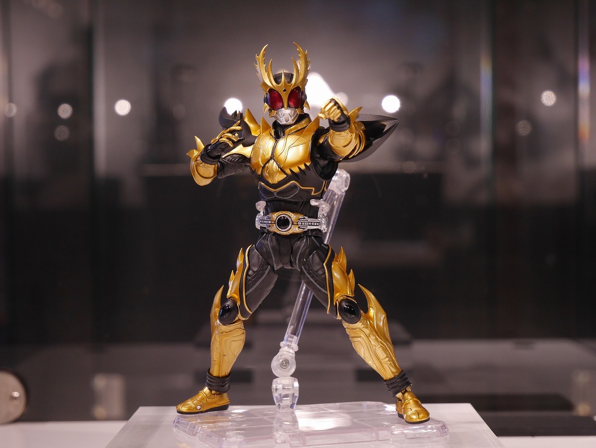 バンダイ S.H.フィギュアーツ 真骨彫製法 仮面ライダークウガ