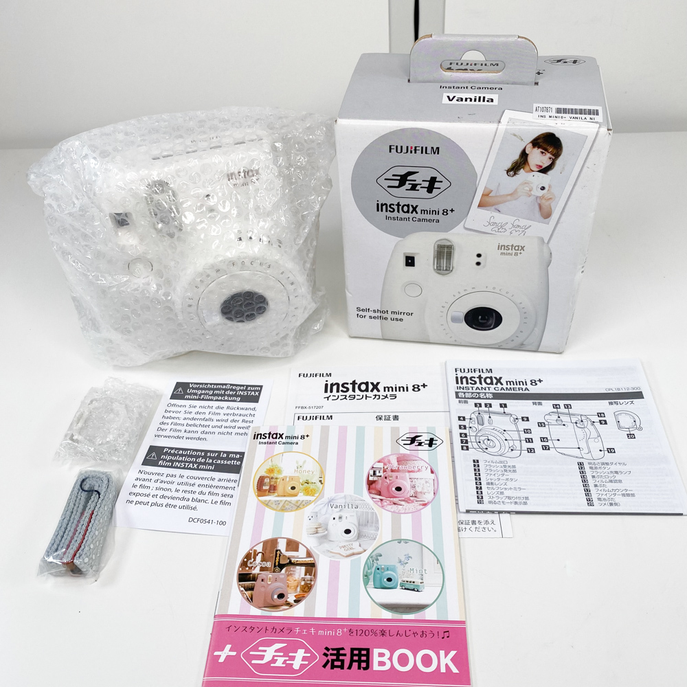 未使用】チェキカメラ instax mini8+(プラス) VANILLA バニラ 接写