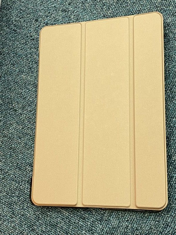 iPad 10.2インチ 第8世代 Wi-Fi 32GB MYLC2J/A ゴールド 美品 使用