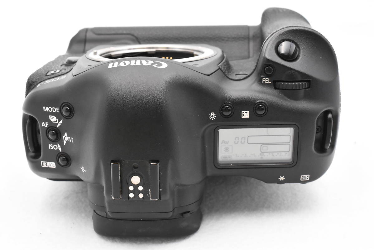Canon キヤノン EOS-1D Mark II デジタル一眼レフカメラ ボディ (t3213)