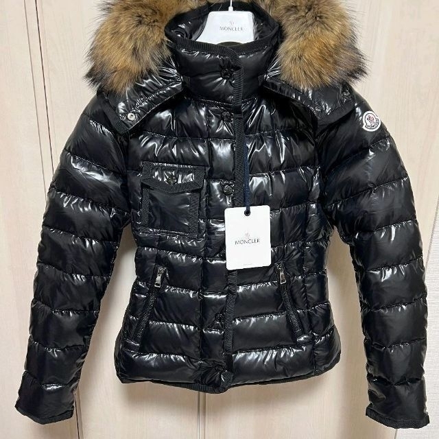 定価33万円!!☆新品・正規品☆MONCLER ARMOISE ダウンジャケット 3