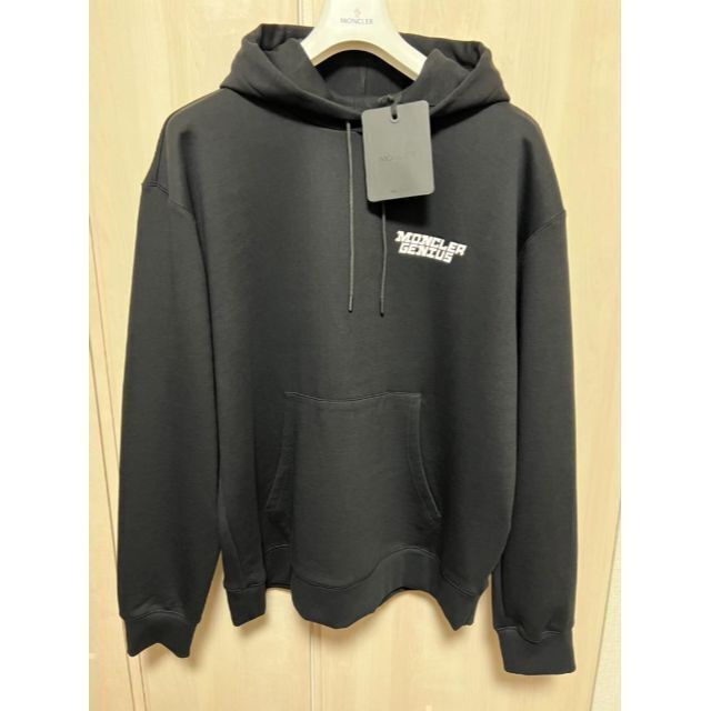 定価10万円!!新作☆新品未使用☆本物保証! MONCLER HOUSE OF GENIUS