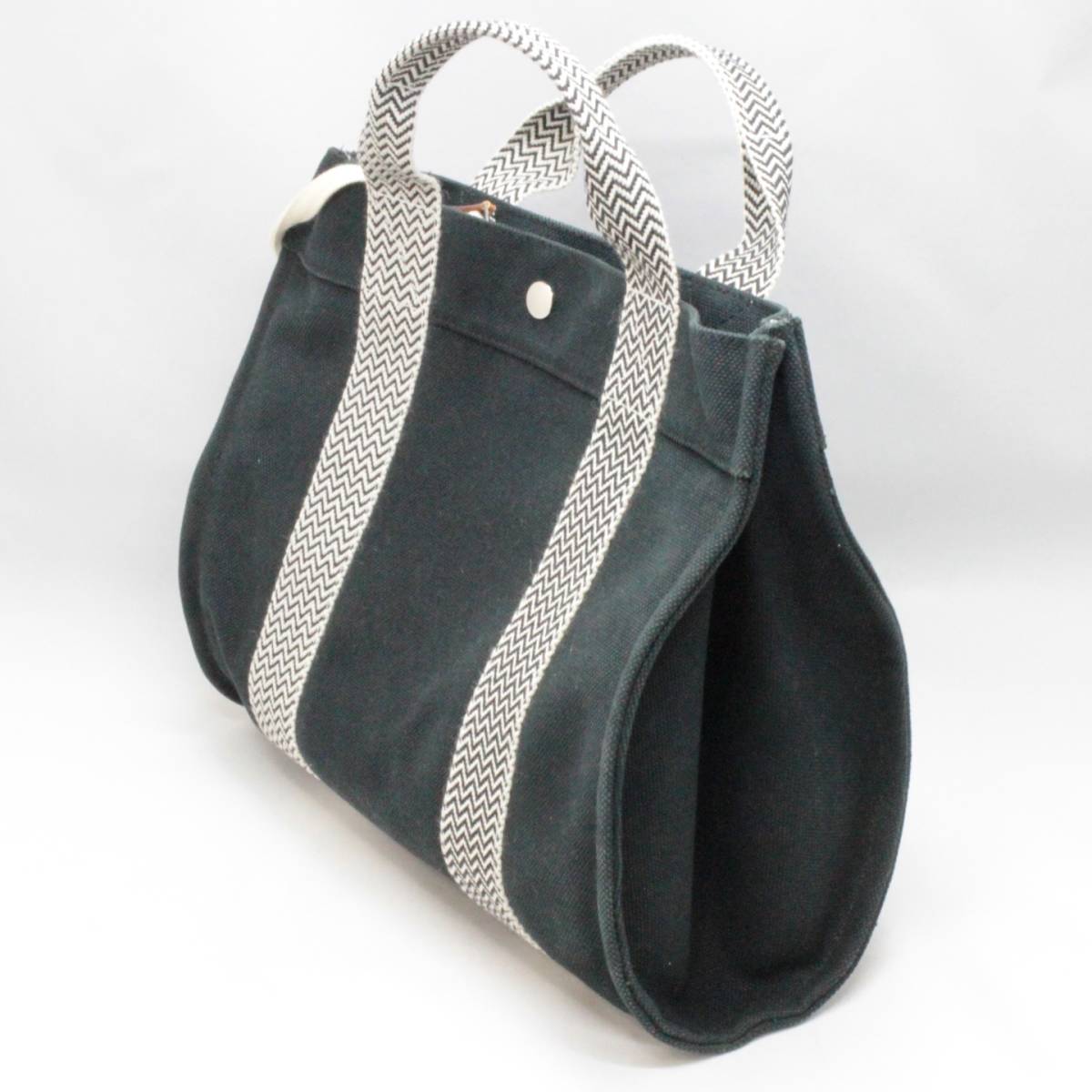 ◇◇【美品】HERMES エルメス カンヌPM ポーチ付◇◇ | inmano.com.br