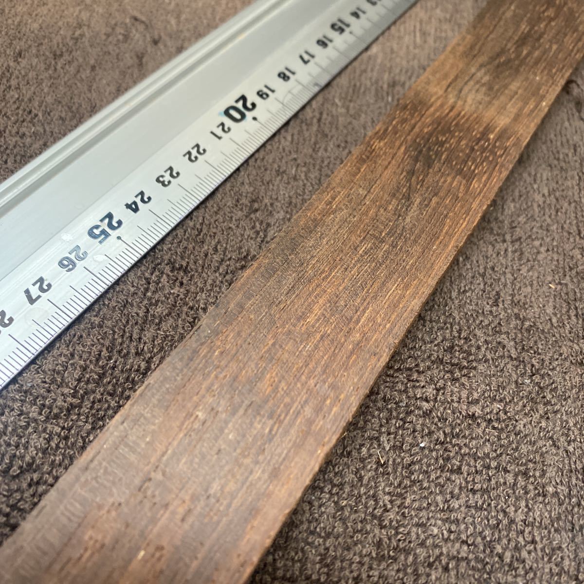 b radio-controller Lien rose wood is ka Ran da good quality material Bridge 40.3cm×3.2cm thickness 13mm guitar material pen block 