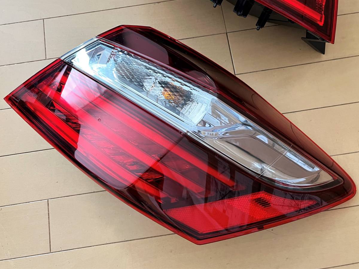 US HONDA CR アコード ハイブリッド 純正 テールランプ 後期 CR7 US HONDA CR アコード ハイブリッド 純正 テールランプ 後期 CR7