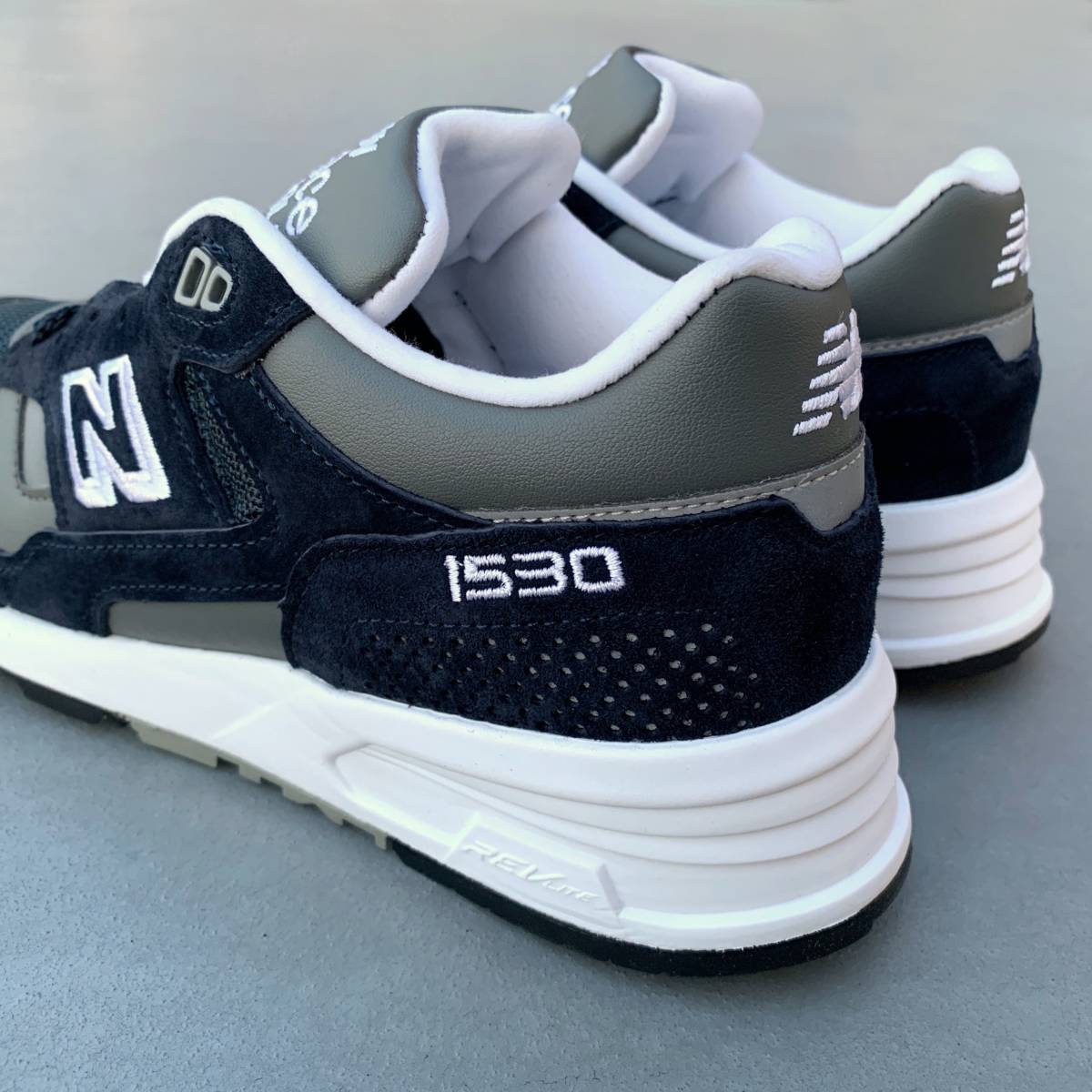 展開店舗限定 UK製 NEW BALANCE M1530NVY NAVY×GRAY US8D 26cm M1500