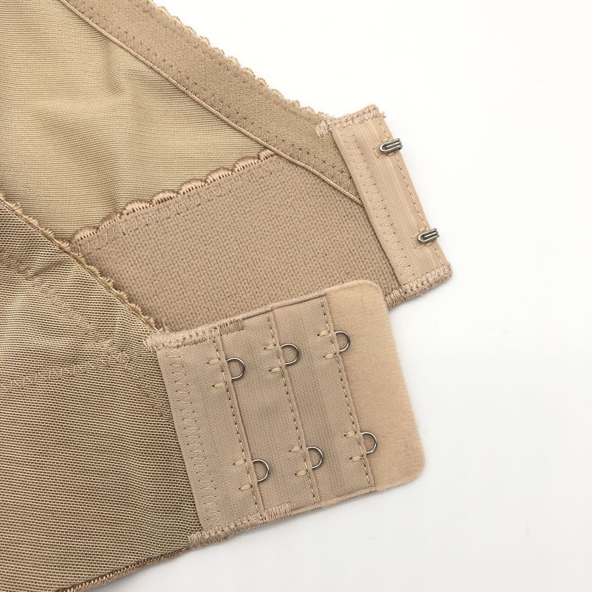 THE TREAT DRESSING ショートビスチェ D75 ブラ 補正 下着 THE TREAT DRESSING ショートビスチェ D75 ブラ 補正 下着
