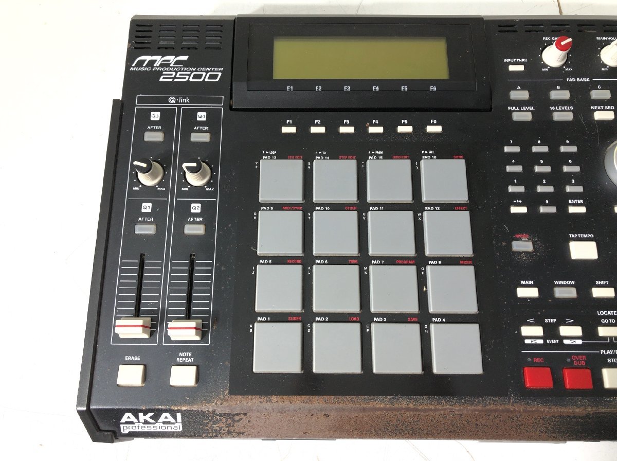 AKAI アカイ MPC2500 MIDIパッドコントローラー○E042C504