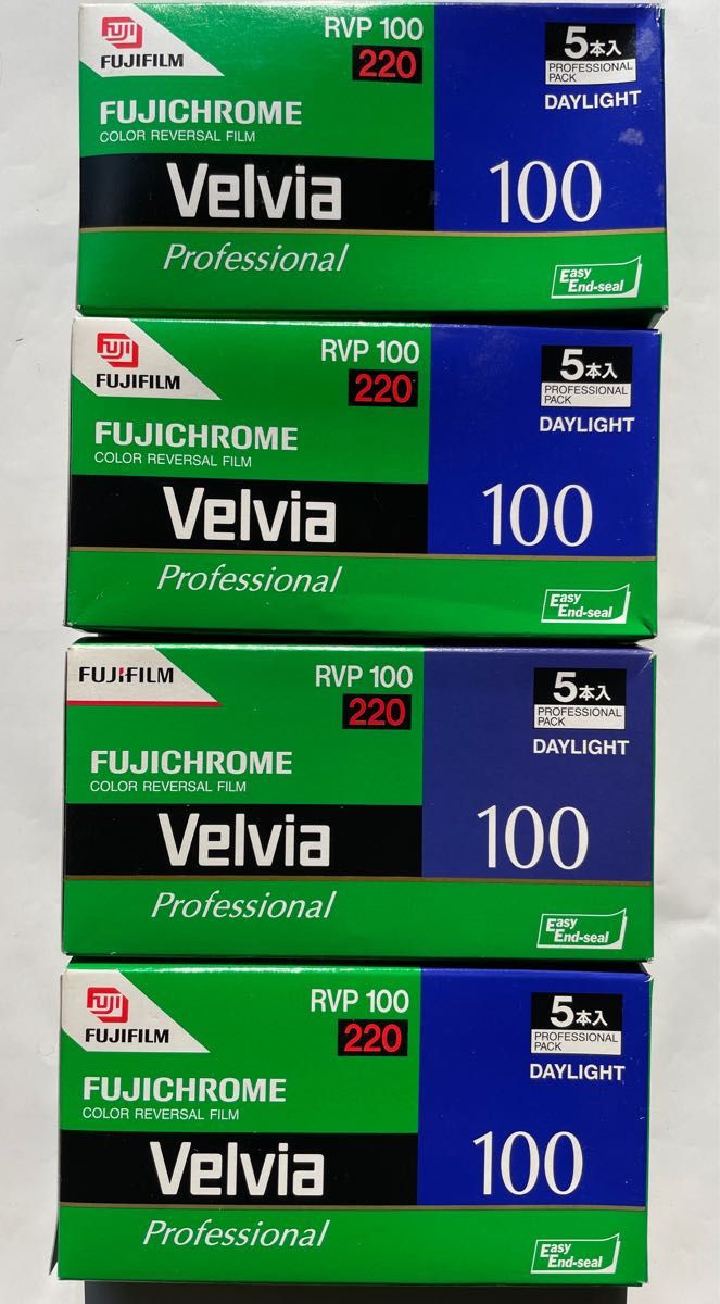 Velvia100-220サイズ リバーサルフィルム 期限切れ