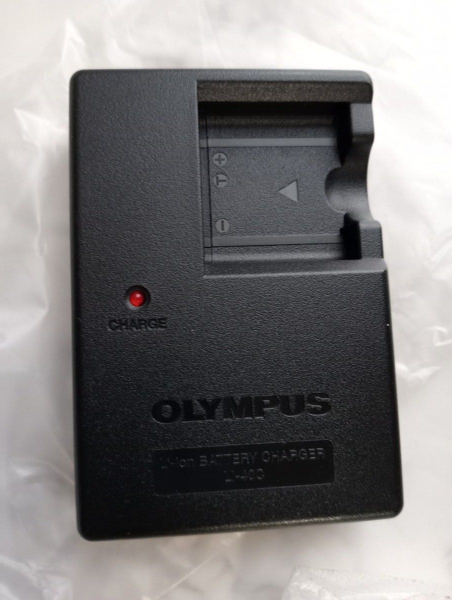 オリンパス　デジタルカメラ　μ 750 （ライムグリーン） OLYMPUS（説明書･充電ケーブルなし）