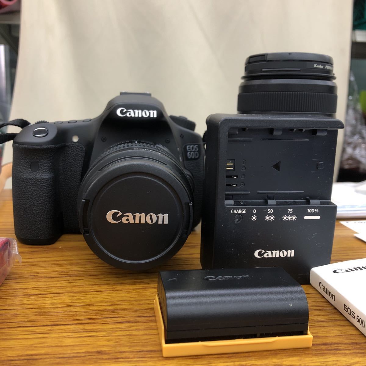 美品 Canon EOS 60D ダブルズームキット キヤノン デジタル一眼レフ