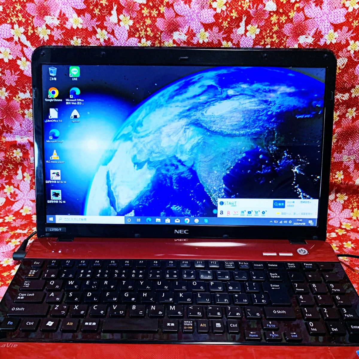 良品】大人気レッドカラー☆超高速SSD256GB搭載/仕事で使う方も安心の