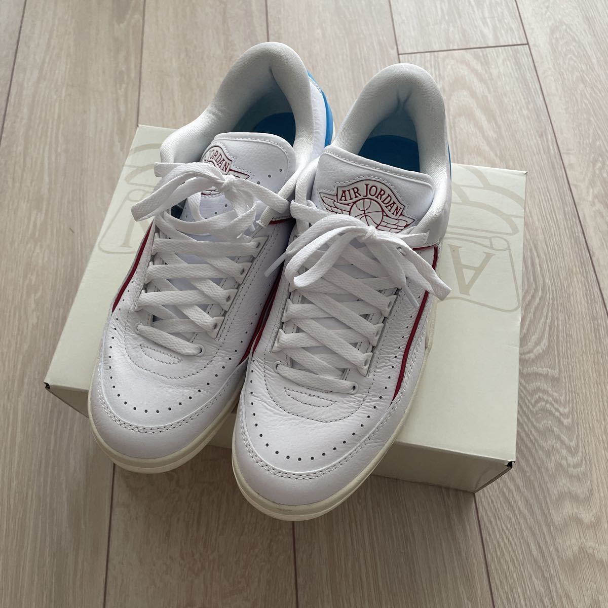 美中古　箱付　ナイキ　エアジョーダン2 レトロ　ロー　WMNS 26.5cm = メンズ26cm 相当　NIKE AIR JORDAN 2 RETRO LOW_画像2