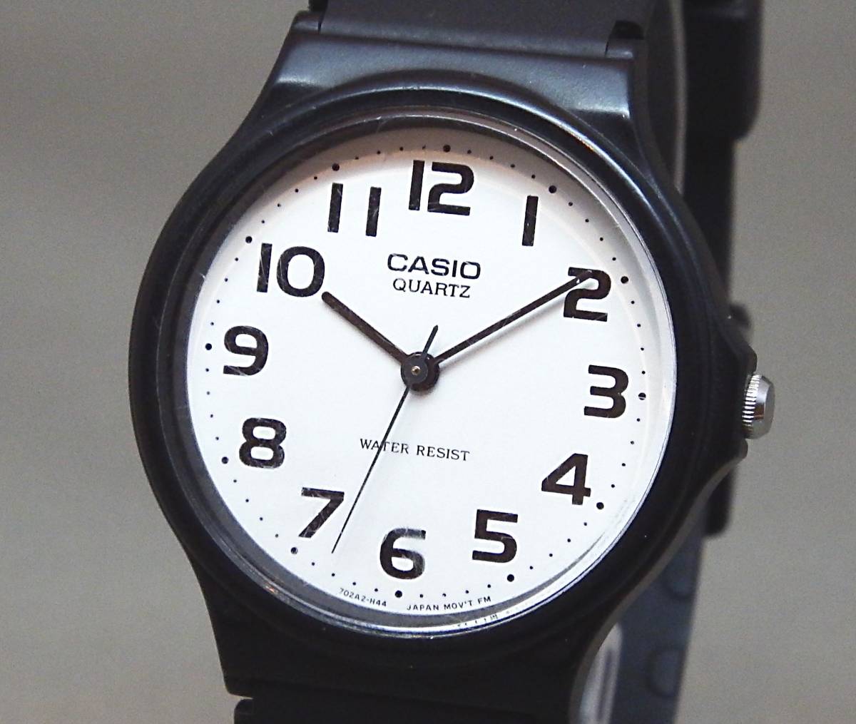 EU-9224■CASIO カシオ MQ-24 メンズ腕時計 3針 チプカシ 中古_画像1