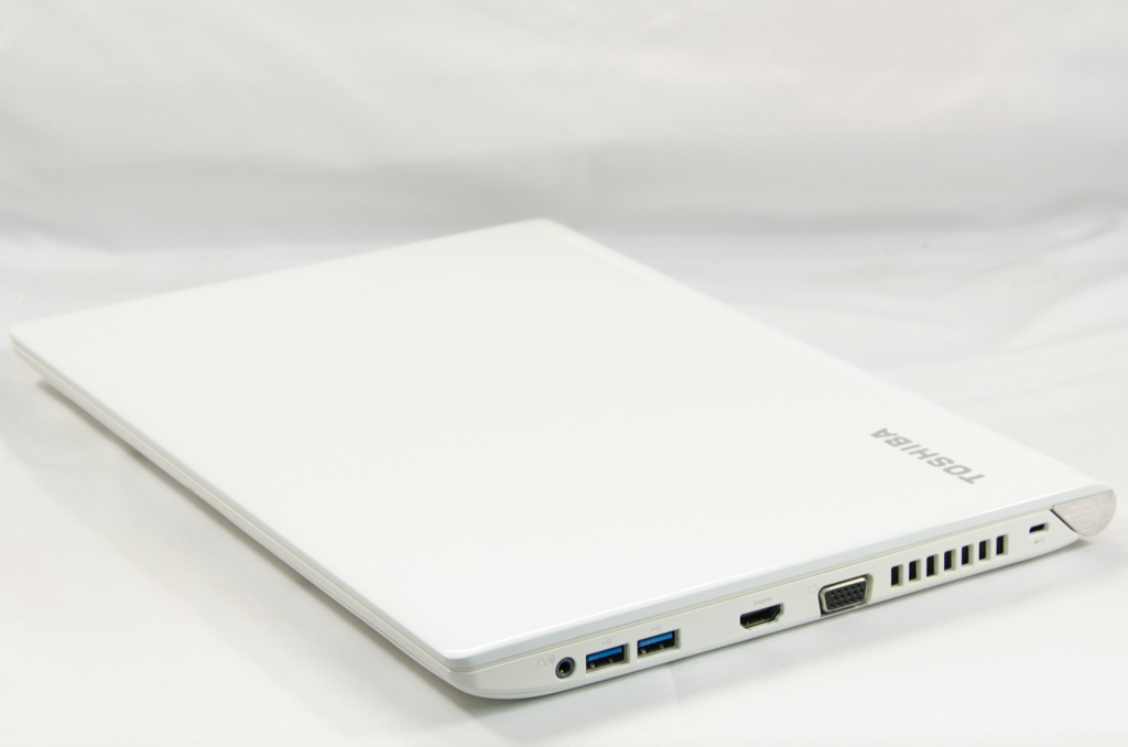 ★最新Windows11・爆速軽量型★東芝 dynabook R73/A★第6世代4スレッドi5/5G無線wifi/爆速大容量SSD 512G/8G/Office2021_画像4