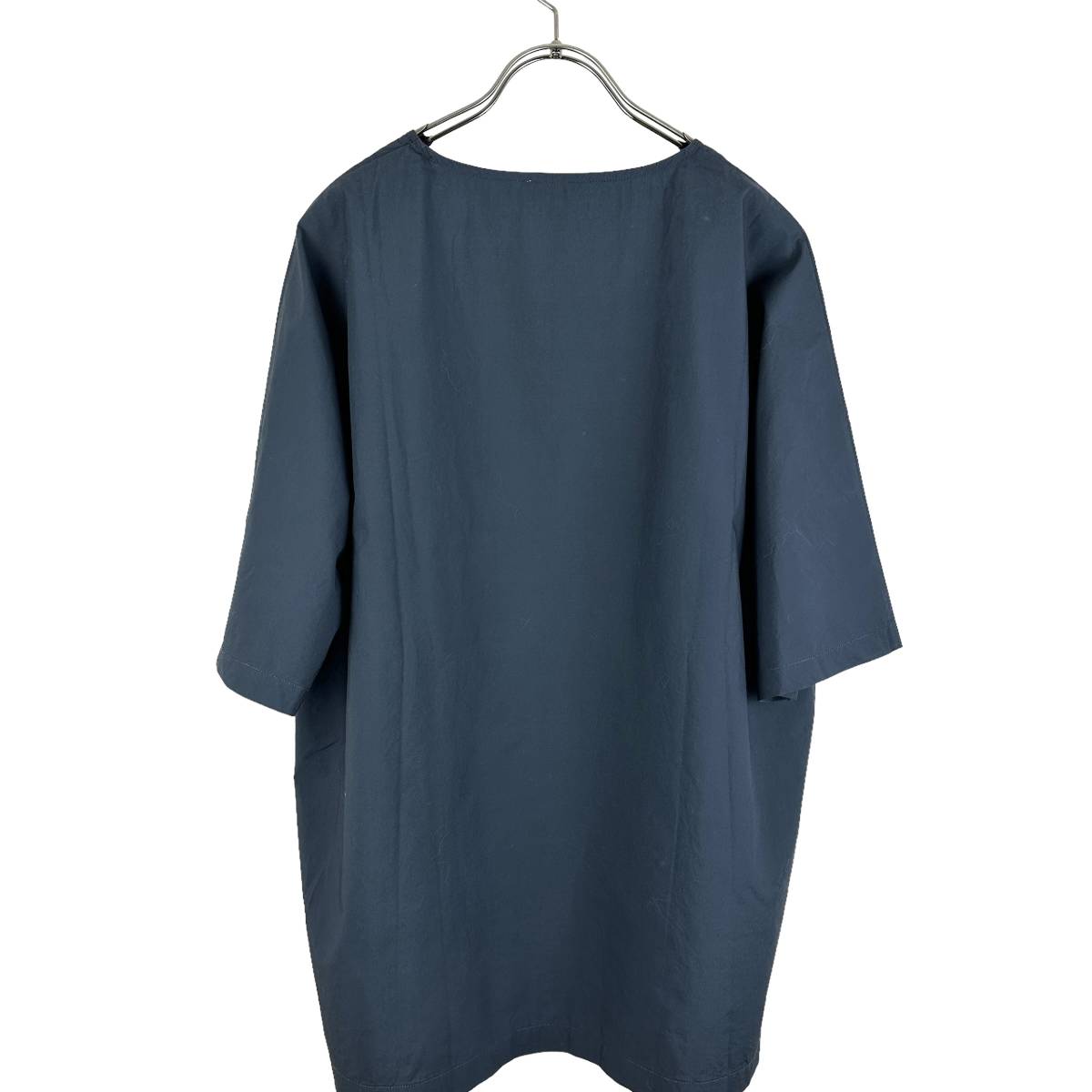 DEVEAUX(デヴォー) Collarless Design T Shirt (navy)