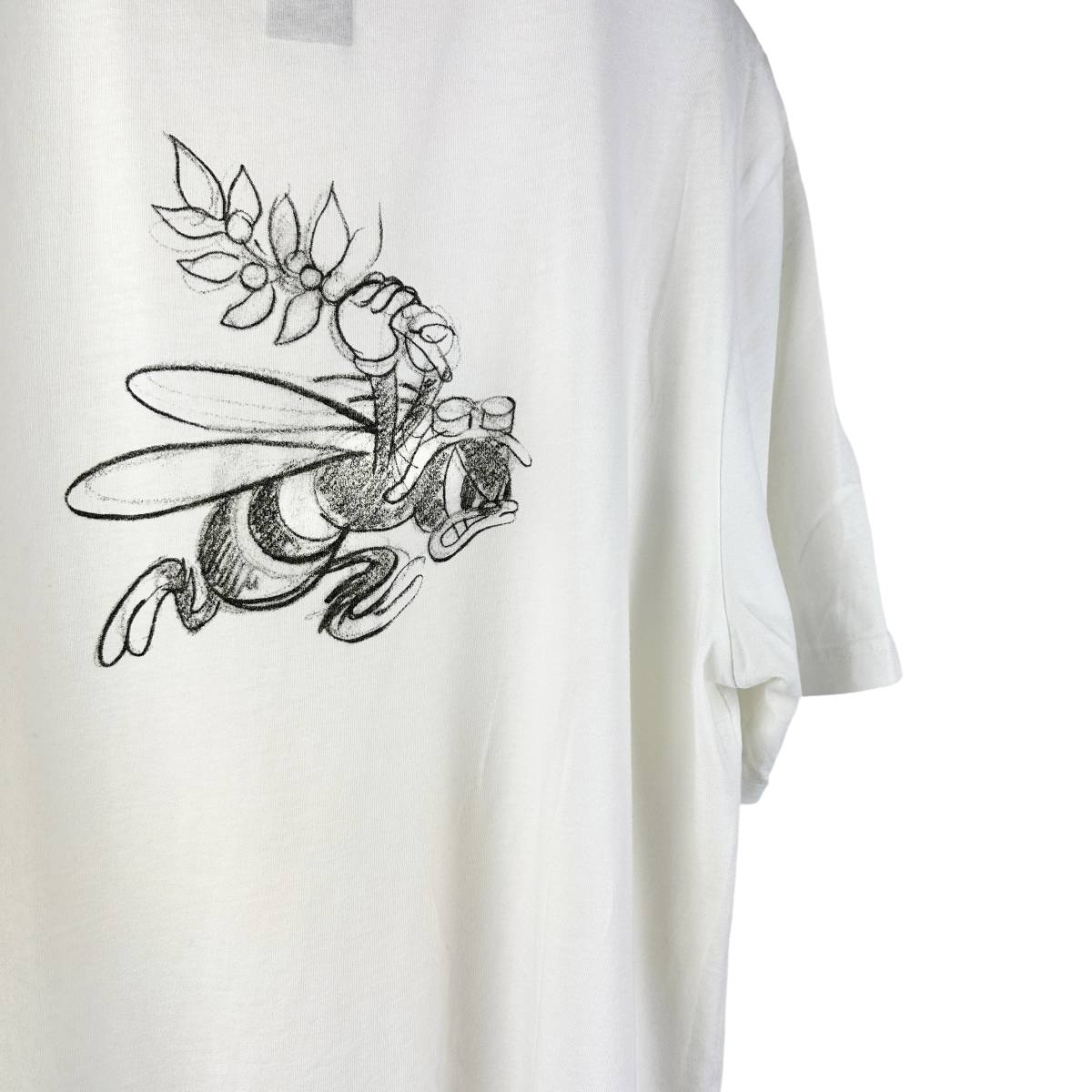 OAMC(オーエーエムシー) PEACEMAKER BEE BACK PATTERN T Shirt (white)_画像8