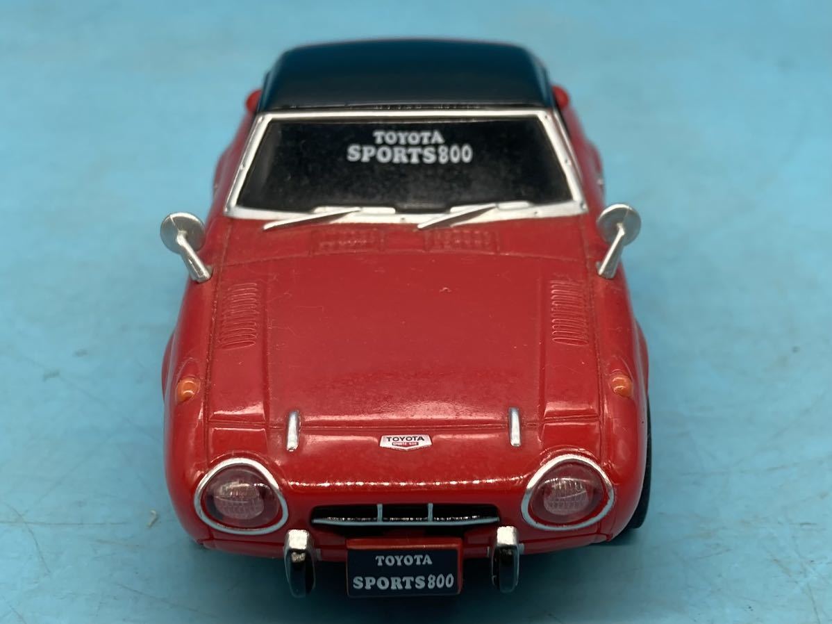 【A6927O084】TOYOTA SPORTS800 ミニカー　トヨタ　スポーツ800 プルバックカー　赤×黒　玩具　おもちゃ　コレクション_画像2