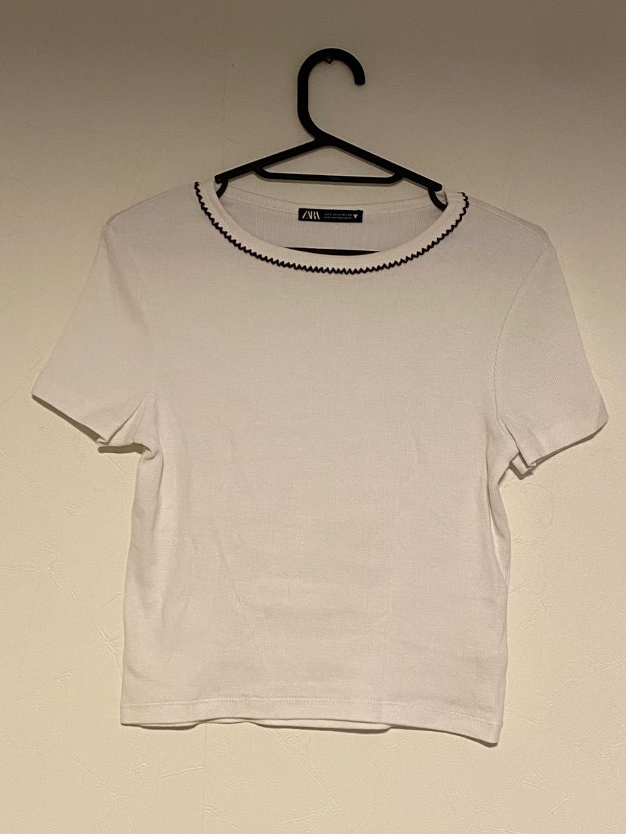 ZARA ザラ リブTシャツ リブ Tシャツ フリル付きTシャツ インナー 半袖 カットソー